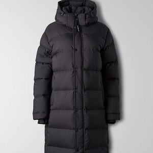 TNA Black Long Super Puff